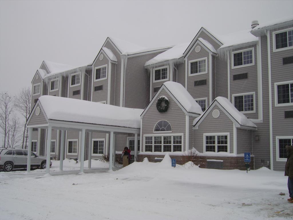 Parry Sound Inn And Suites Exterior foto